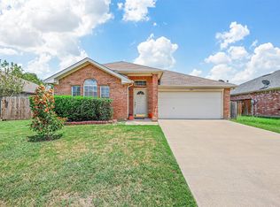 1206 Rye Glen Dr, Midlothian, TX 76065