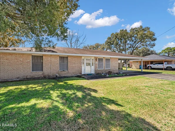 137 Perez Dr, Scott, LA 70583