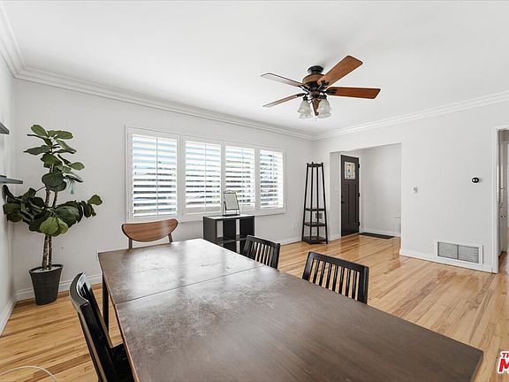 4th image of 4254 Gaviota Ave