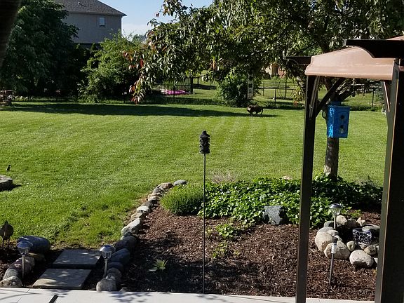 3rd image of 36604 Saint Clair Dr