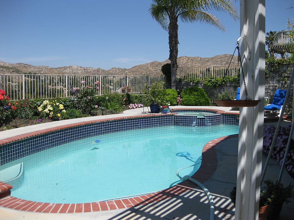 1st image of 29371 Begonias Ln