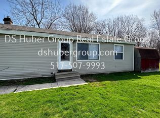 3927 Phoenix Dr, Lansing, MI 48911