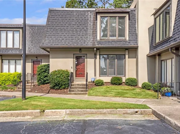 17 Ivy Gates NE, Atlanta, GA 30342