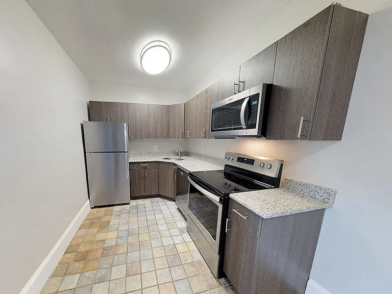 Campus Apartments — Photo 12