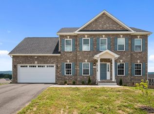 1710 Saddleridge Dr, Riner, VA 24149