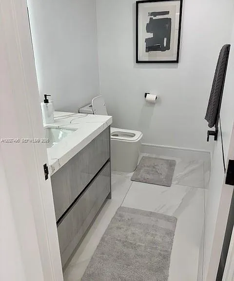 19707 Turnberry Way #23J — Photo 25