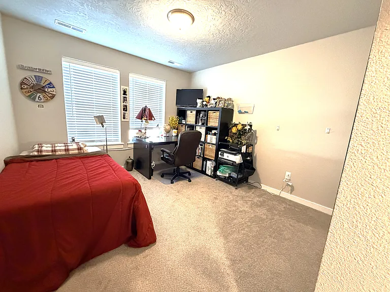 503 N Tessa Ln — Photo 17