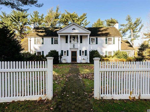 2nd image of 6 Meadow Spring Ln