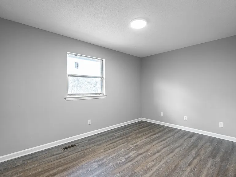 1111 McBrien Rd #D — Photo 14