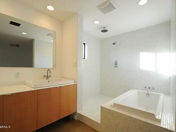4th image of 6538 E Palm Ln