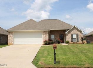1207 Addison Ln, Brandon, MS 39042
