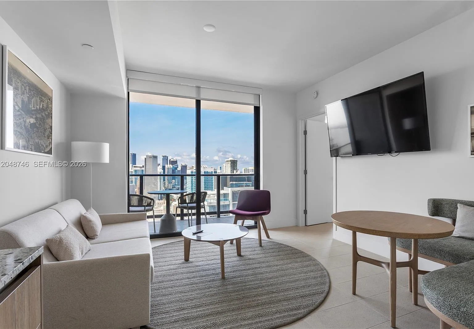 Gale Residences — Photo 3