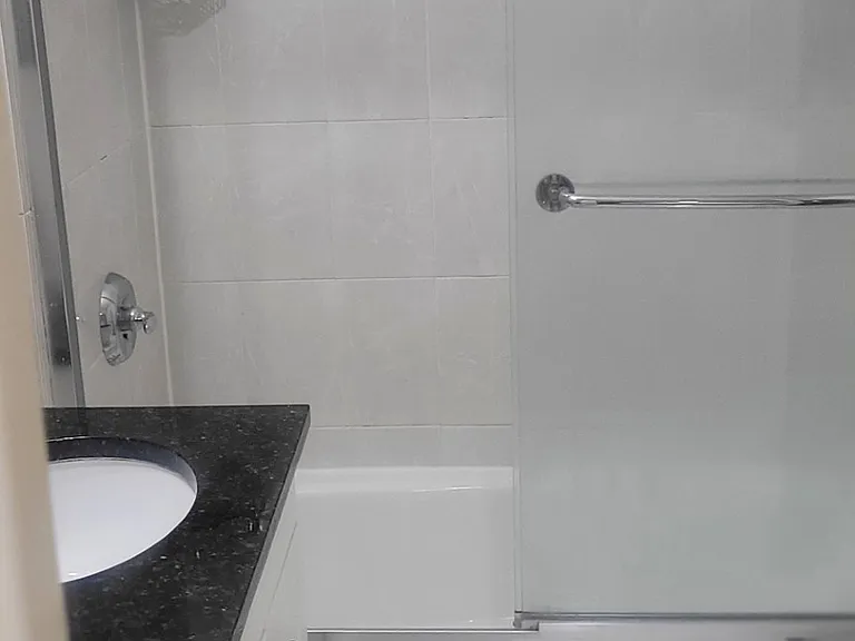 766 41st St #3D — Photo 11