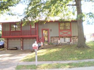 412 SE Sherri Ln, Blue Springs, MO 64014