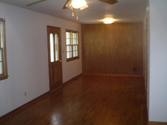 5th image of 308 N Monroe St