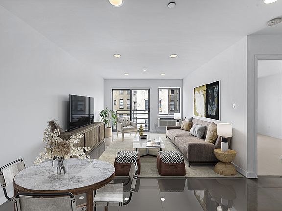 4th image of 371 W 126th St #2R