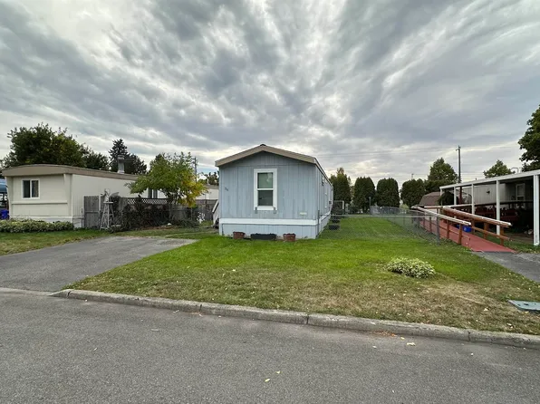 22105 E Wellesley Ave Trailer 35, Otis Orchards, WA 99027