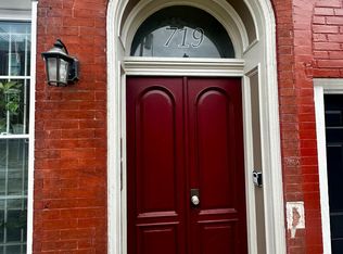 719 S 16th St #3, Philadelphia, PA 19146