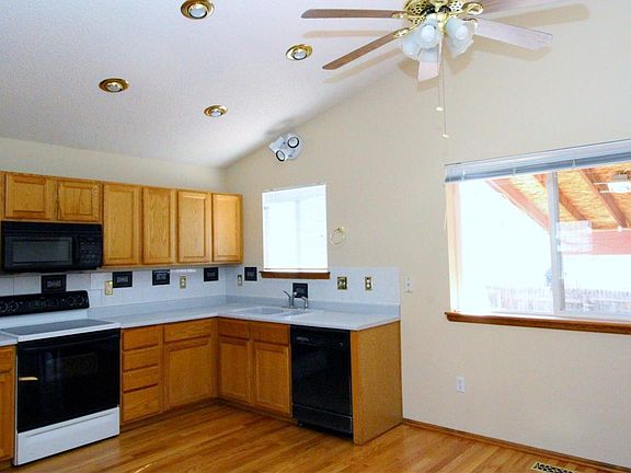 13369 Mariposa Court