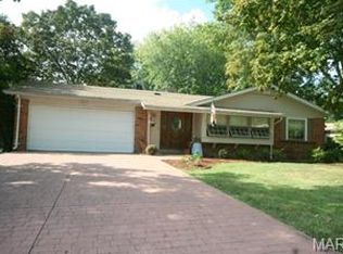 4 Cannes Ct, Lake Saint Louis, MO 63367