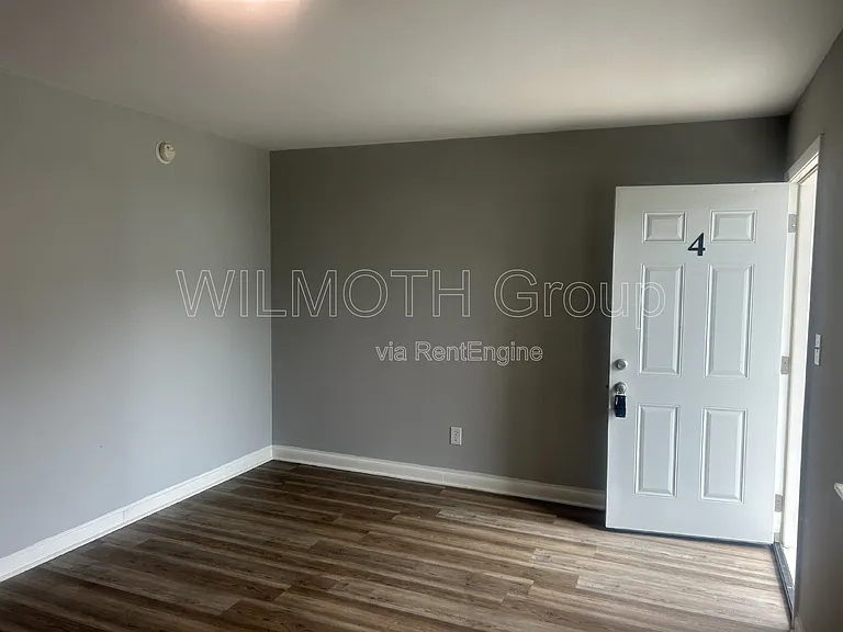 135 W Hendricks St #4 — Photo 3