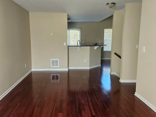 6478 Ash Rock Cir, Westerville, OH 43081