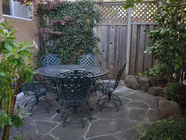 1755 California Dr #8 — Photo 2