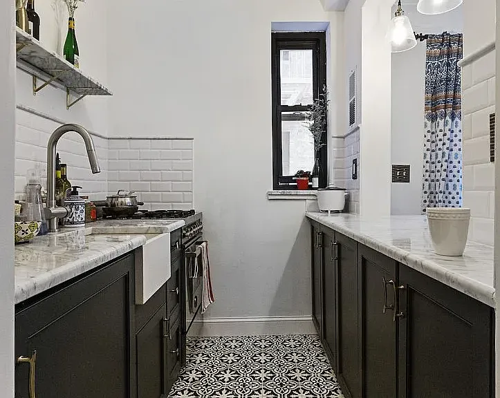 155 W 71st St #2H — Photo 7