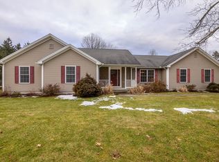 4 Deerbrook Dr, Granby, MA 01033