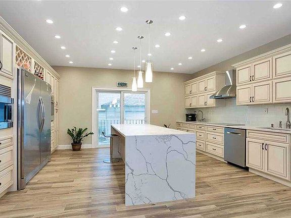 5th image of 158-13 Goethals Ave