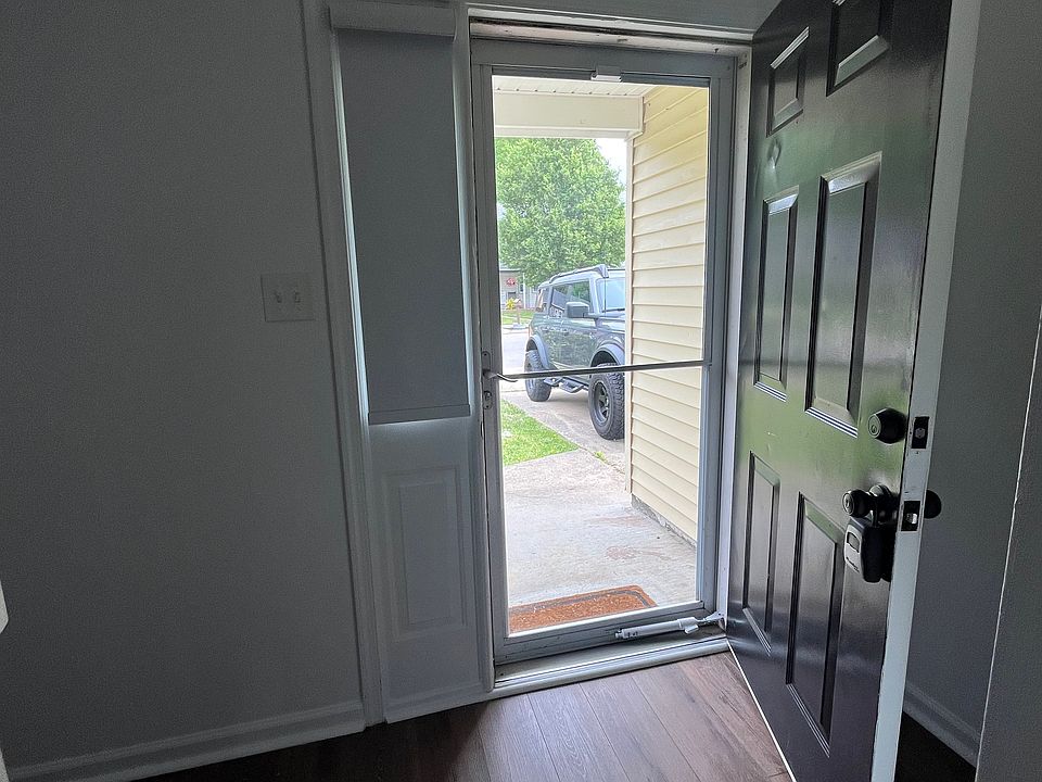 1st image of 1117 Eaglewood Dr