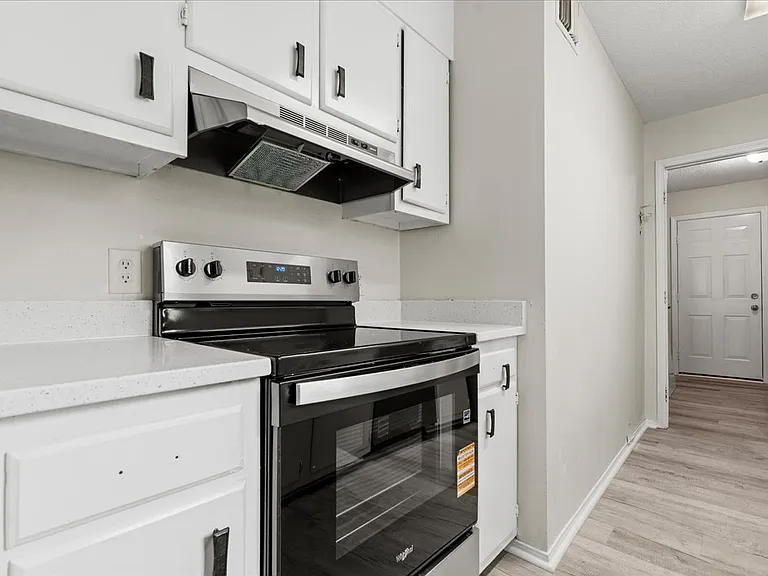 319 Revell Dr #H — Photo 11