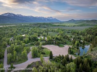 580 S Swan Rd, Jackson, WY 83001