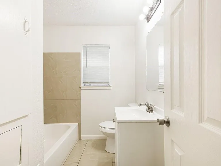 8451 1/2 Howard Dr — Photo 5
