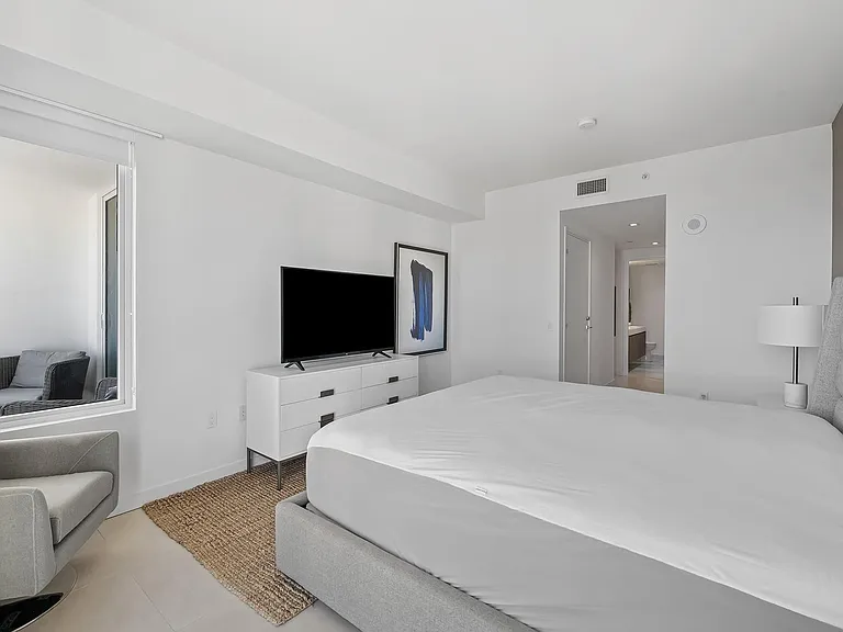 401 N Birch Rd #1003 — Photo 10