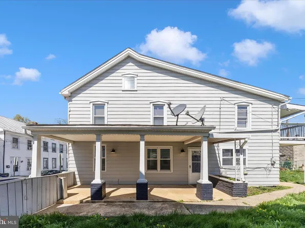 120 John St, Hagerstown, MD 21740