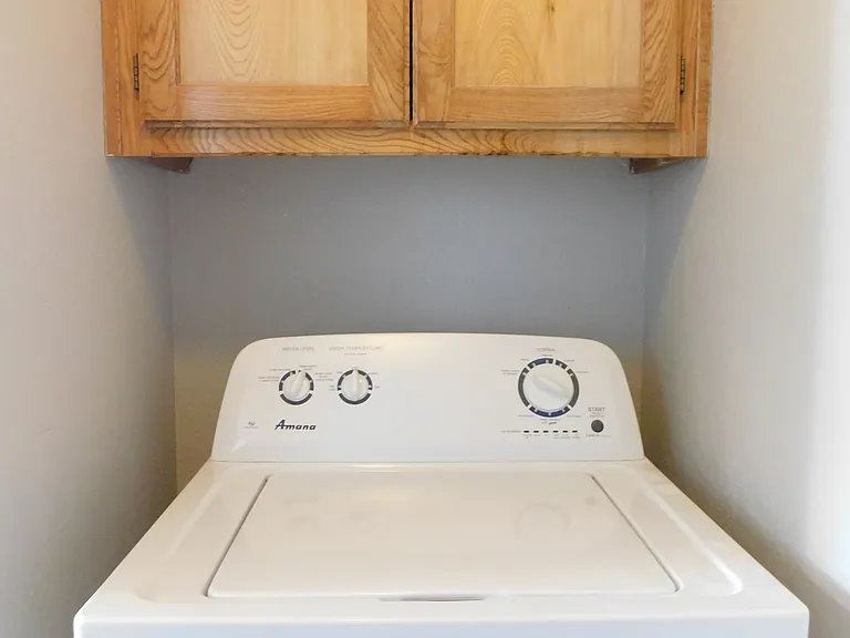 2214 Bernard St #2214 — Photo 13