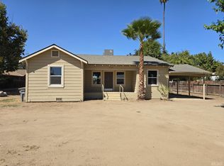 6440 De Woody Ave, Laton, CA