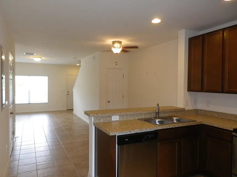 15965 Fishhawk View Dr — Photo 5