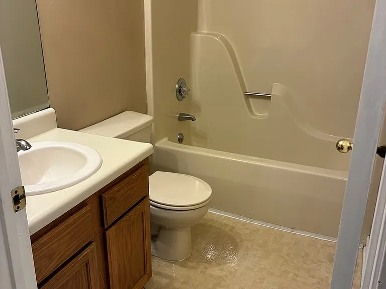 2709 Oak Meadow Pl — Photo 5