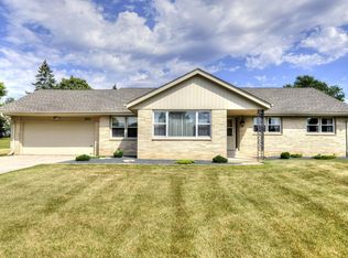 3820 N Calhoun Rd, Brookfield, WI 53005