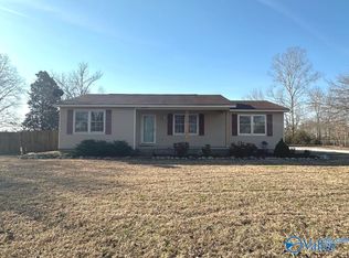 250 Rolan Gooch Rd, Hazel Green, AL 35750