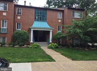 11827 Breton Ct APT 2B, Reston, VA 20191