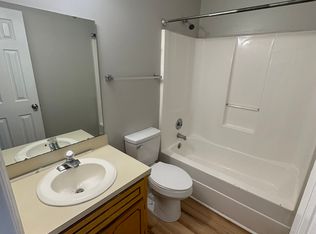 4054 Cedars Pkwy APT B, North Charleston, SC 29420