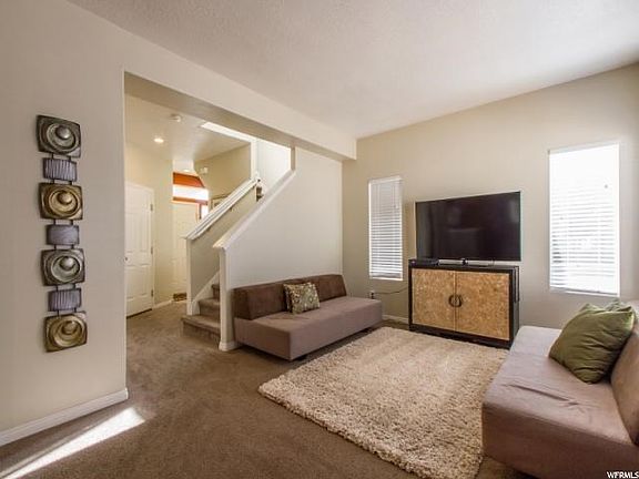 5th image of 1588 W Alsace Way