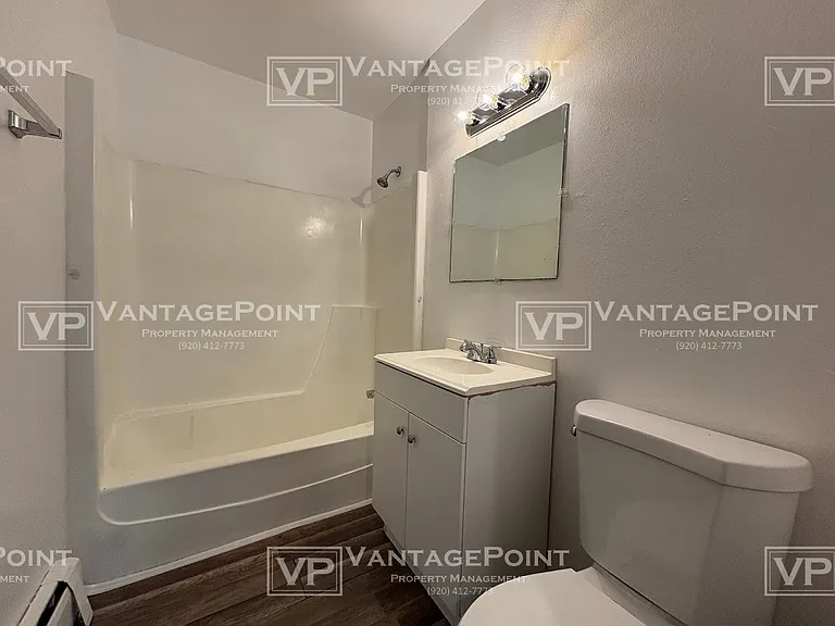 1234 S Erie St #4 — Photo 11