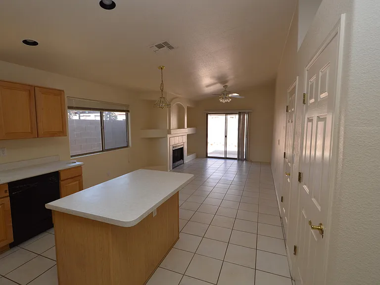 65 N Shadow Creek Pl — Photo 4
