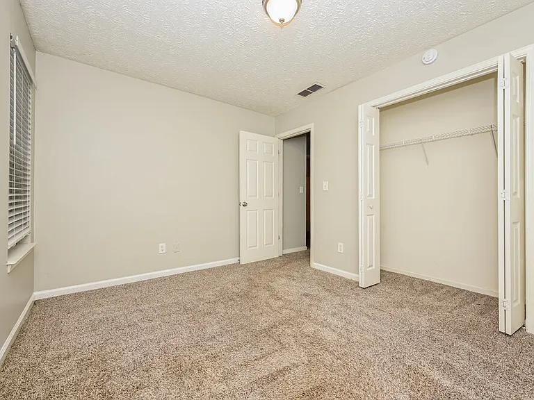 434 Fairhaven Ct — Photo 14