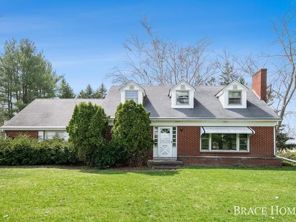 5501 Stage Ave NW, Grand Rapids, MI 49544