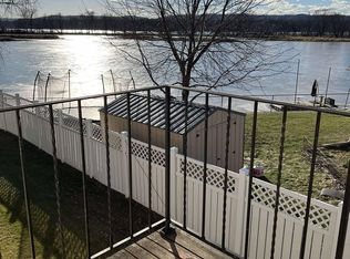 2670 7th St S APT 27, La Crosse, WI 54601